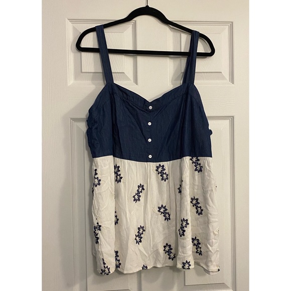 Torrid Chambray Embroidered Tank Top - Picture 2 of 4
